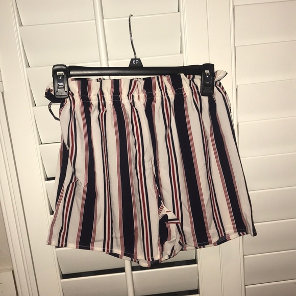Red, white and blue flowy shorts! - Picture 1 of 1